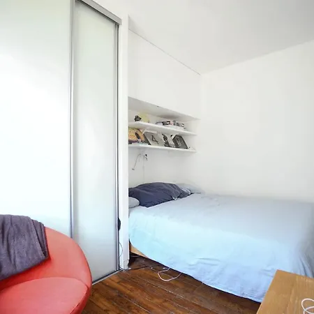 Charming Apartment In Belleville Paris