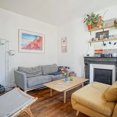 Charming Apartment In Belleville * Paris